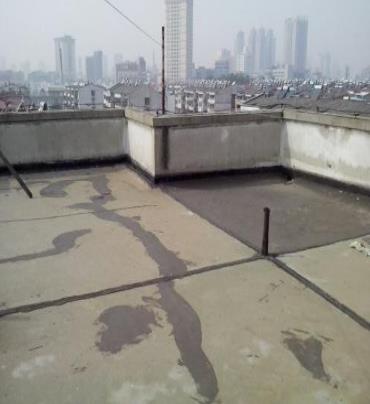 托里漏水维修 楼顶漏水是什么原因，楼顶漏水维修方法是什么?